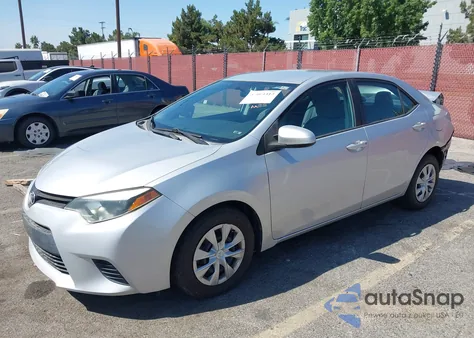 2015 Toyota Corolla L из США, поврежденный, VIN 5YFBURHE6FP333724